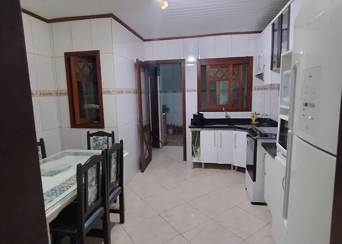 Sobrado 4 Km Do Shopping Iguatemi, Parque Germania E Hosp Conceicao Holiday home Porto Alegre